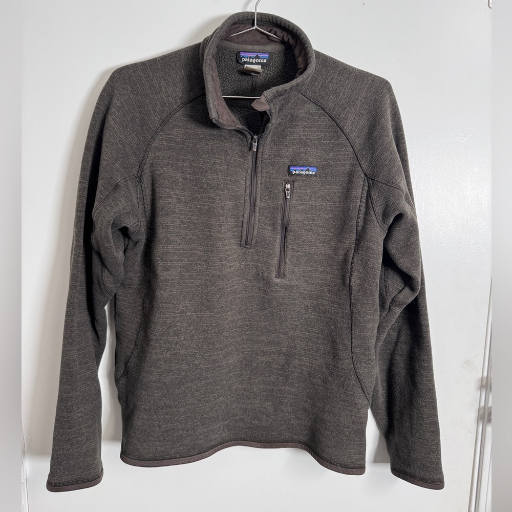 Brown, medium Patagonia, quarters zip